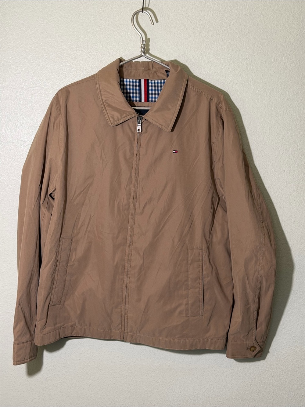 Tommy Hilfiger Men's Water & Wind Resistant Bronze Jacket Sz Large Beige